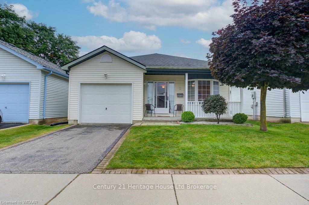 Property Photo: 5 Armstrong Drive ON N4G 5T3
