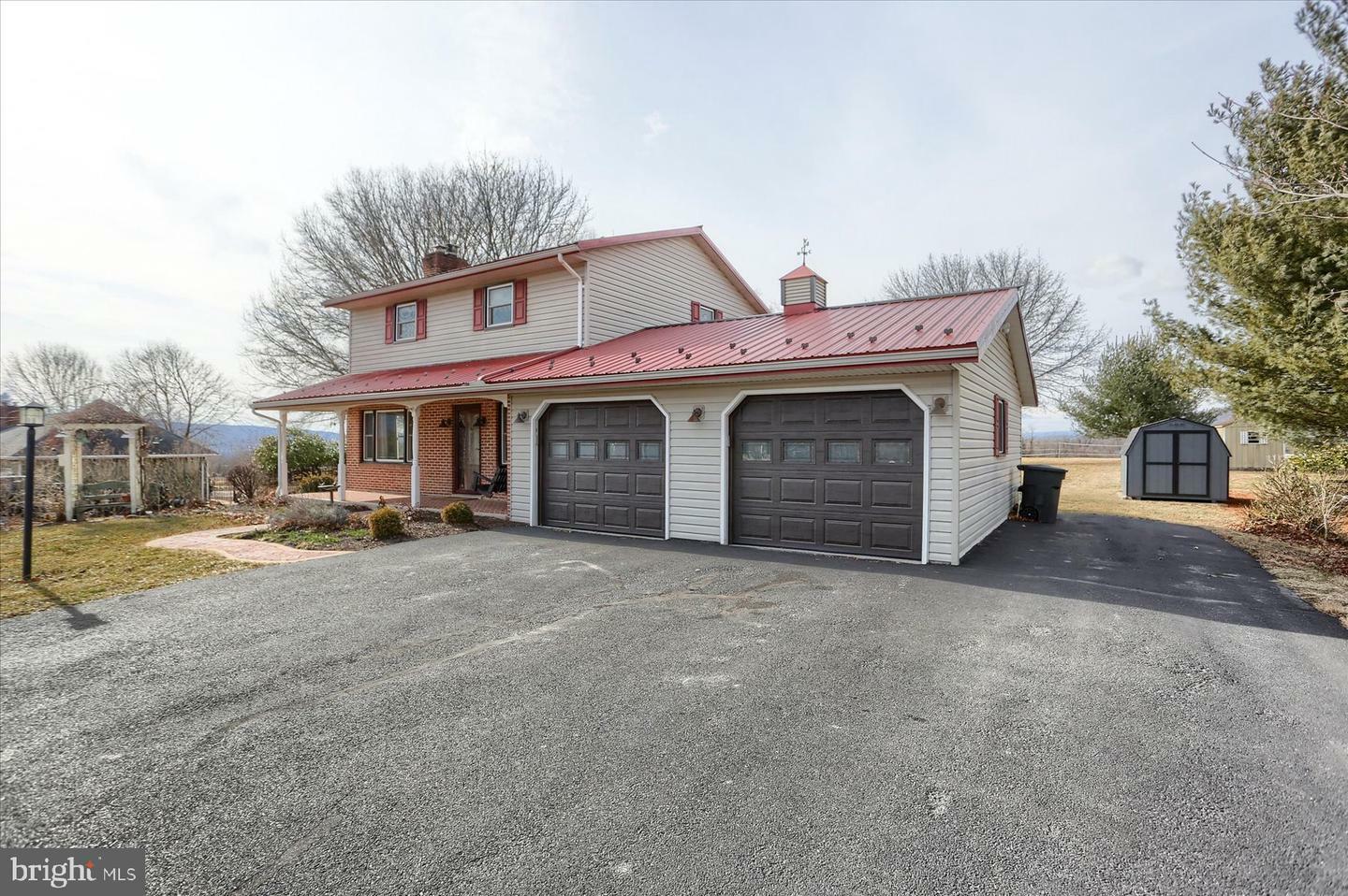 Property Photo:  431 Berrysburg Road  PA 17061 