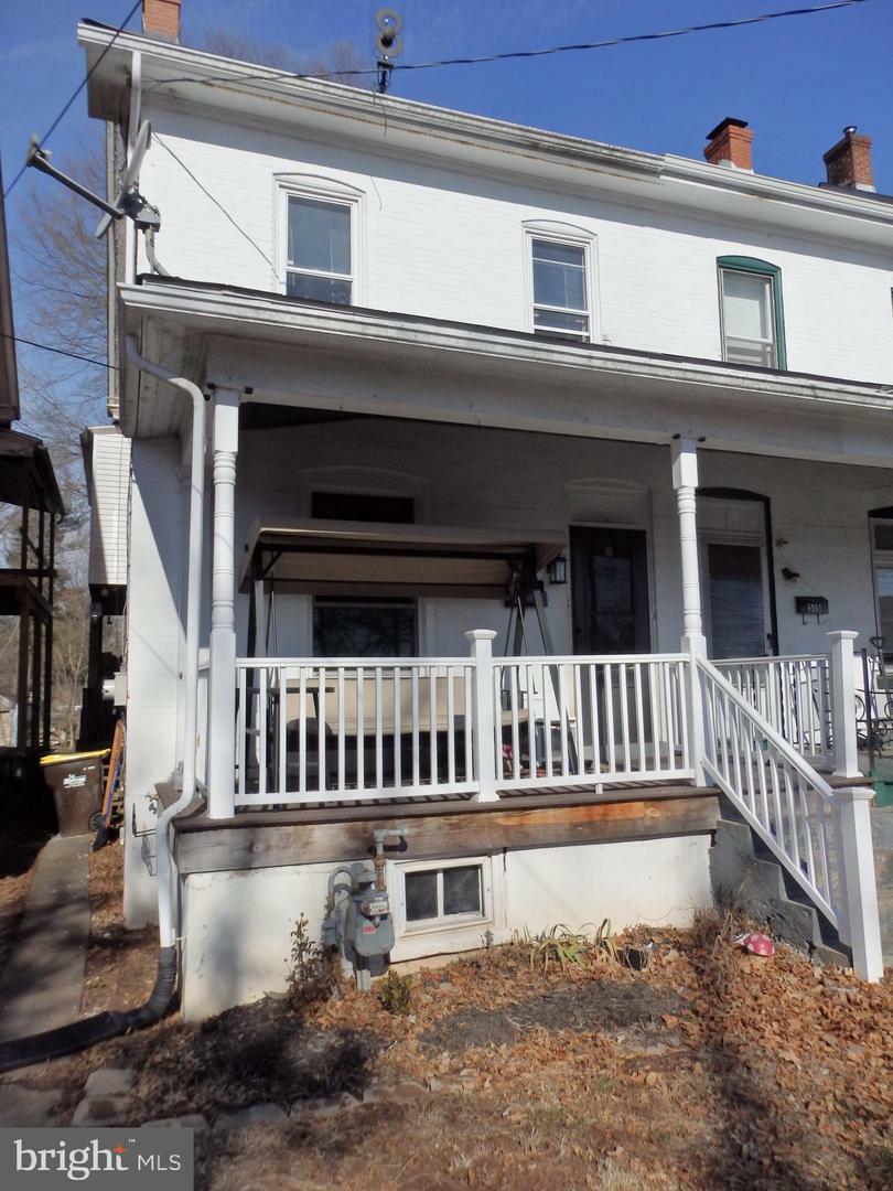 Property Photo:  517 W 5th Street  PA 18073 