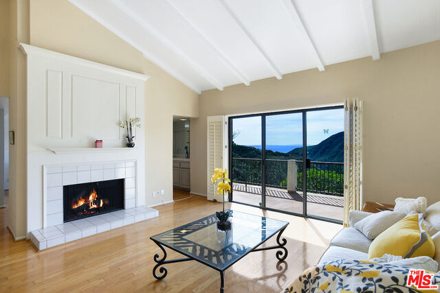 Property Photo: 1910 Palisades Dr CA 90272