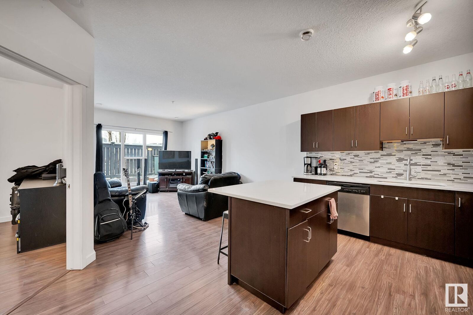 Property Photo:  10518 113 Street NW 109  AB T5H 0C6 