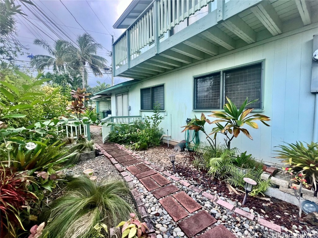 758 Kanaha Street A  Kailua HI 96734 photo