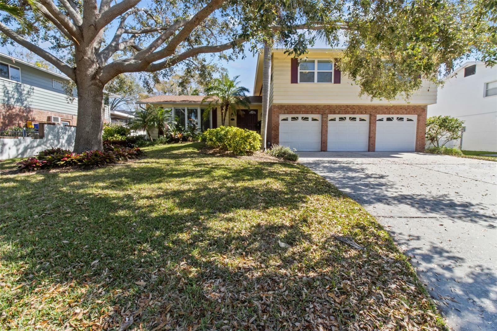 Property Photo: 8555 140th Street FL 33776