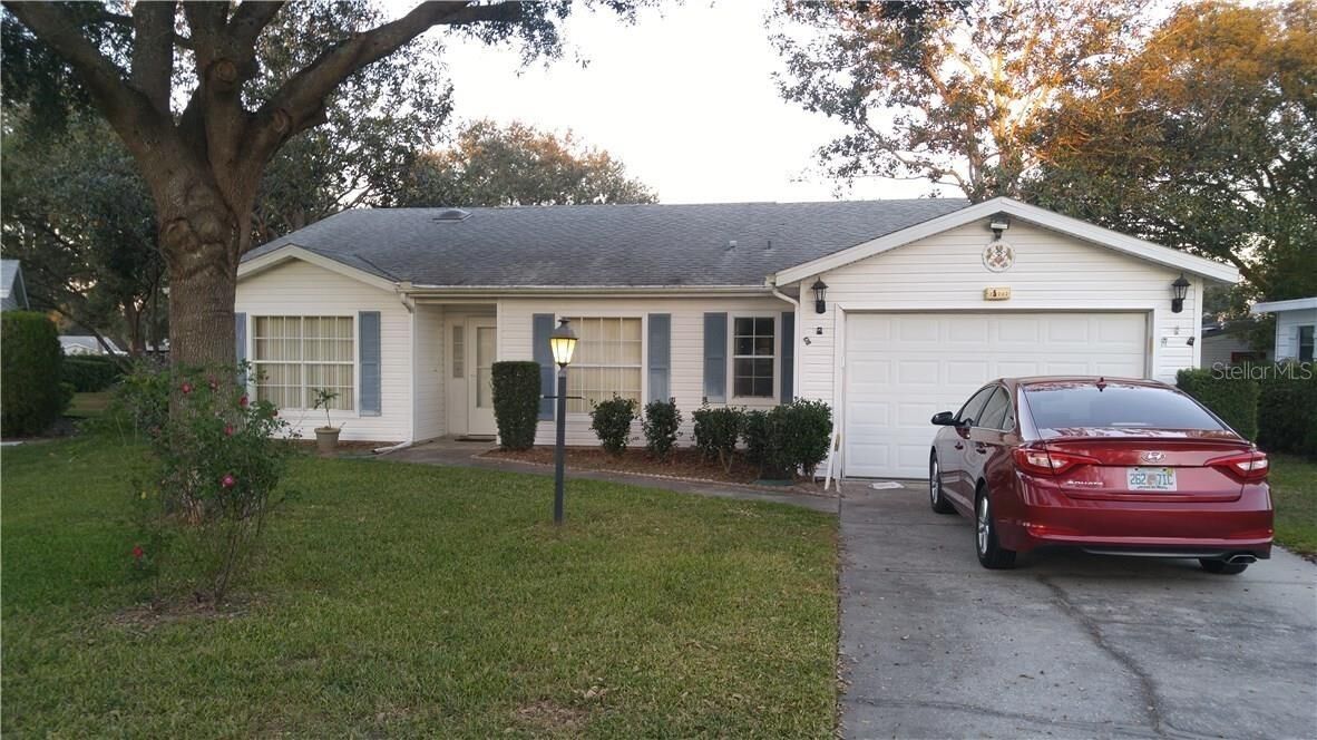 Property Photo: 25212 Clifford Hill FL 34748