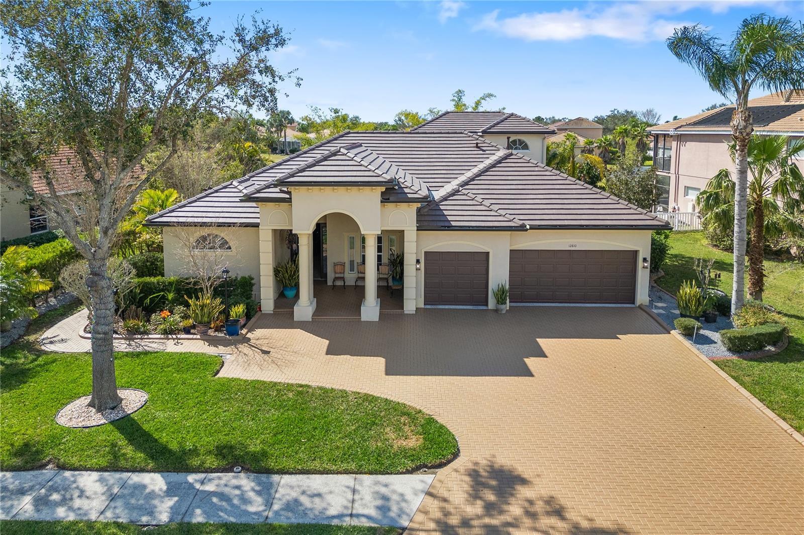 Property Photo: 12810 Daisy Place FL 34212