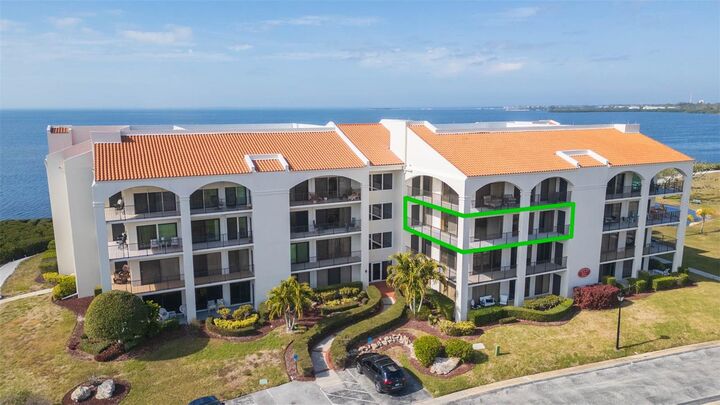 438 Mariner Drive  Tarpon Springs FL 34689 photo