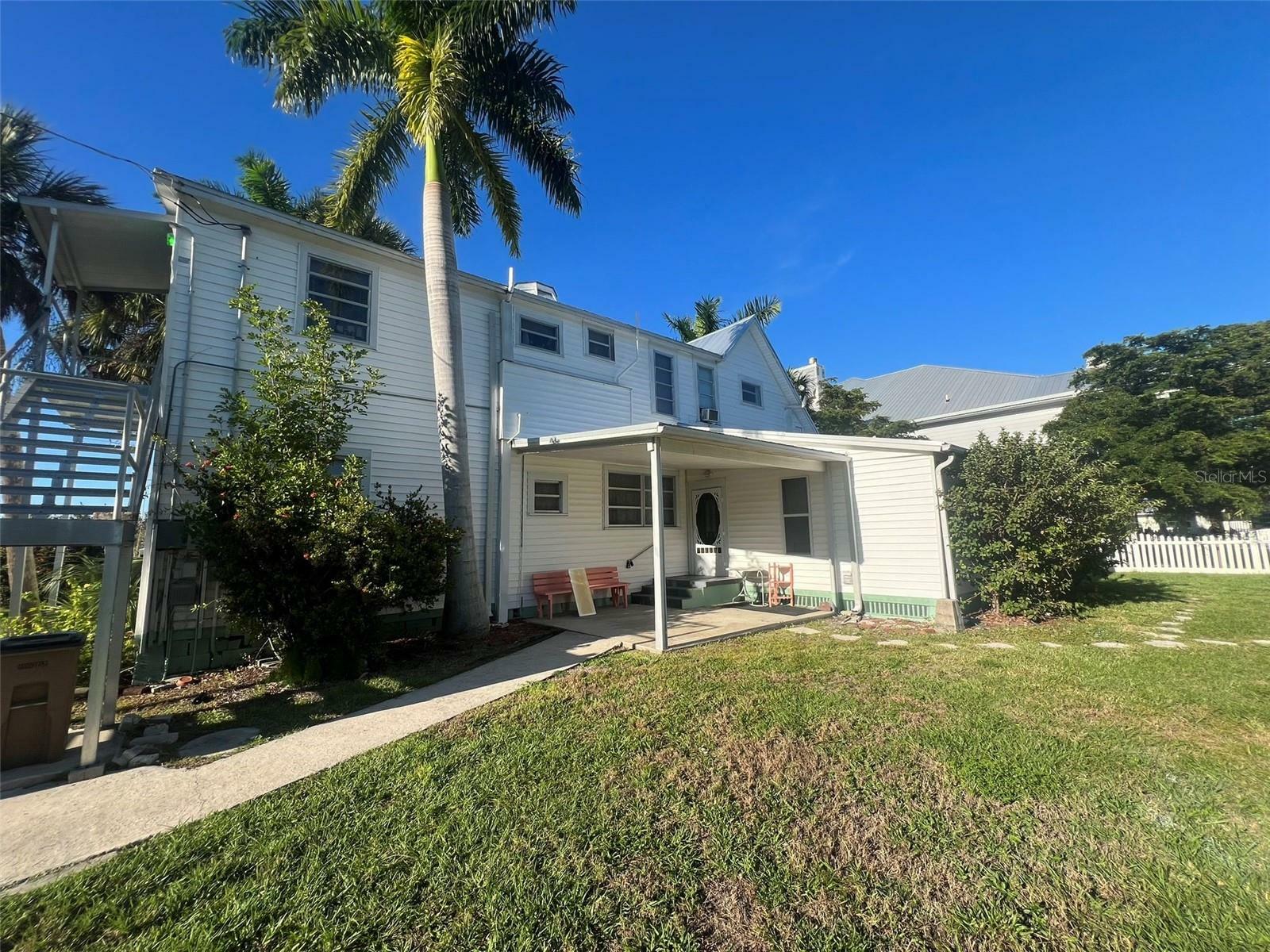 Property Photo:  565 W Retta Esplanade A  FL 33950 