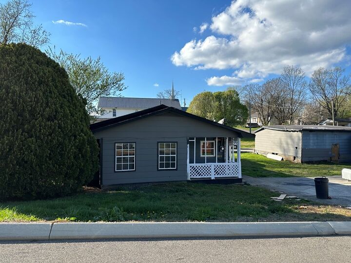 Property Photo:  16001610 Chippewa Avenue SE  TN 37311 
