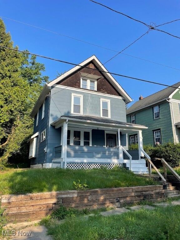 Property Photo:  950 Avon Street  OH 44310 