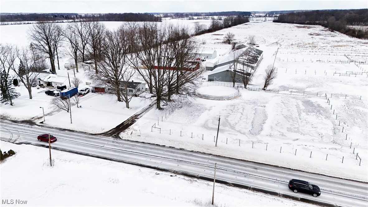 Property Photo: 11255 Oh-58 Road OH 44074