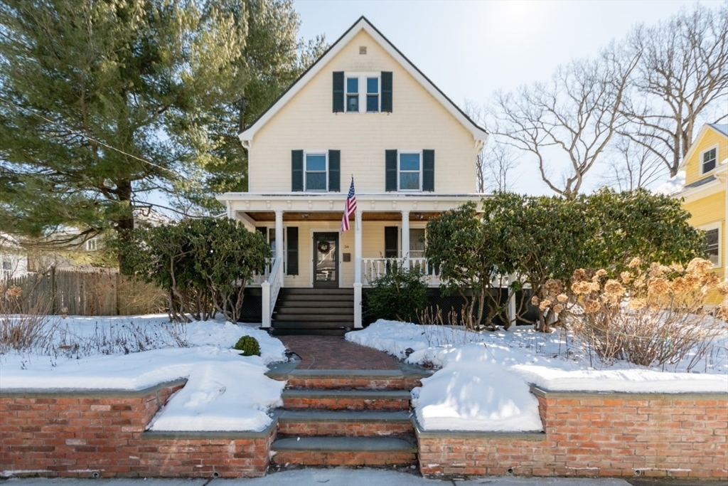 Property Photo:  34 Stearns St  MA 02459 
