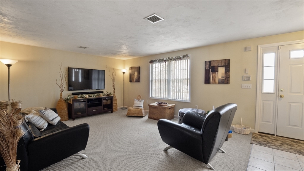 Property Photo:  11 Myrtle Street 11  MA 01757 