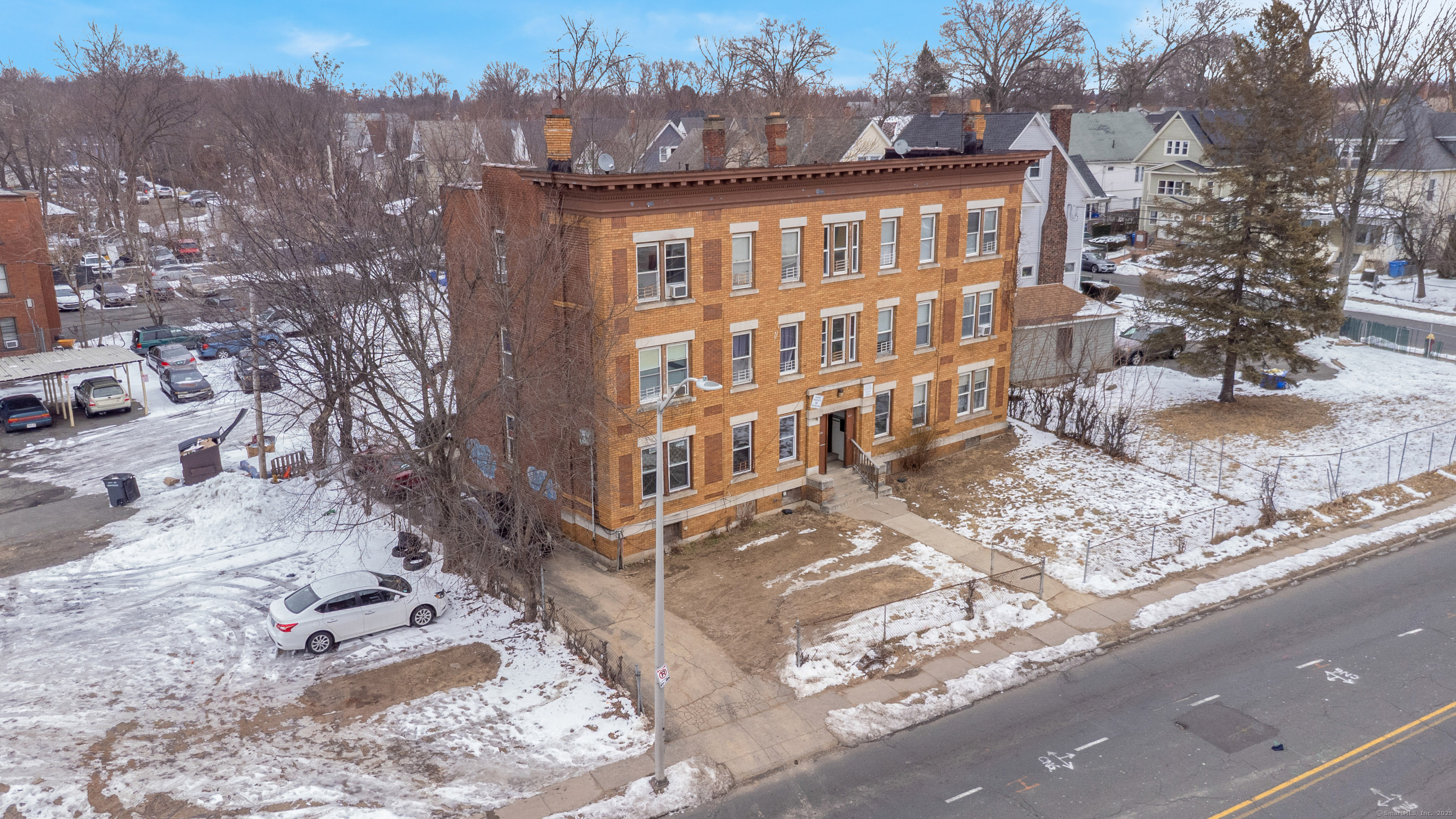 Property Photo: 250 Homestead Avenue CT 06112