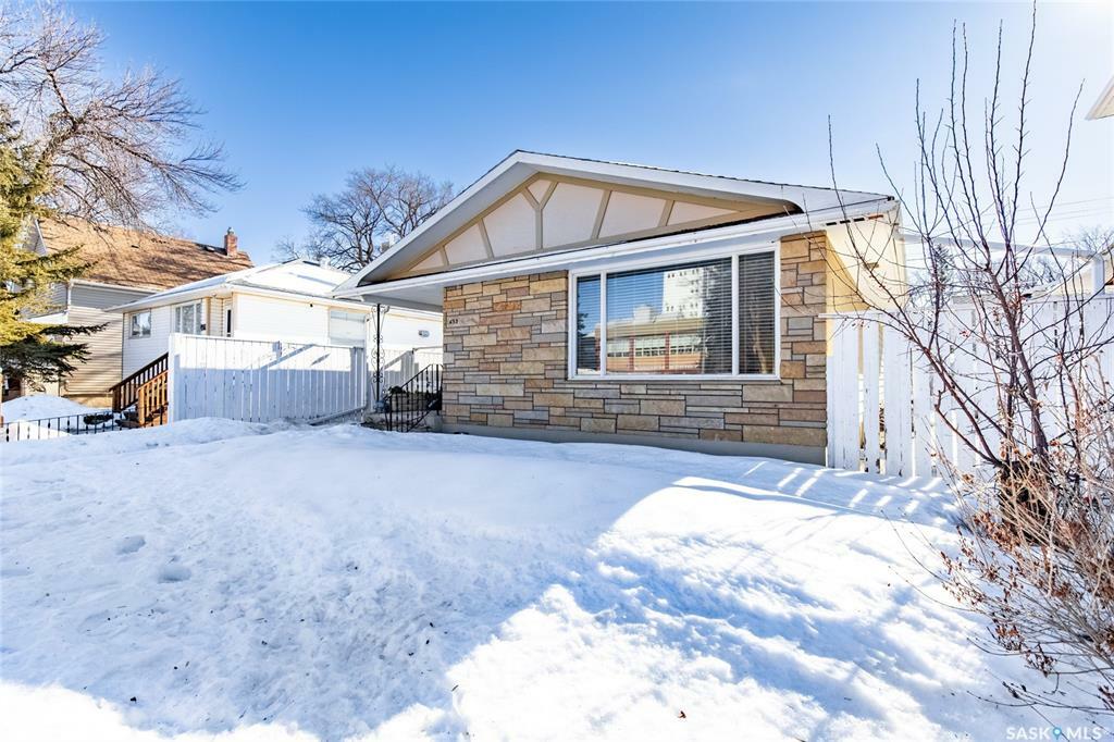 Property Photo:  655 Coteau Street W  SK S6H 5E5 