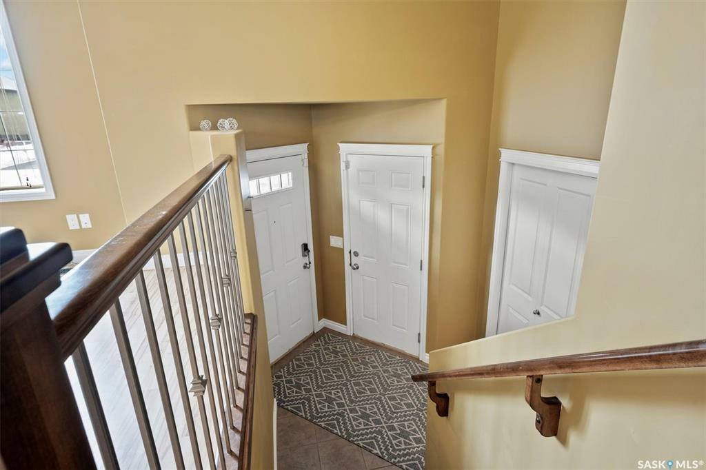 Property Photo:  122 Bennion Crescent  SK S7W 0H1 