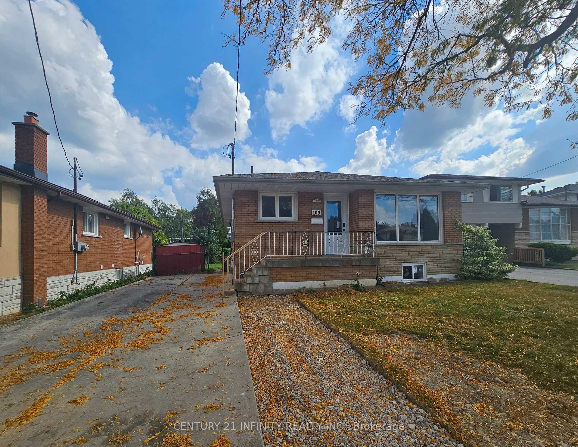Property Photo: 109 Purdy Cres ON L9A 3B5