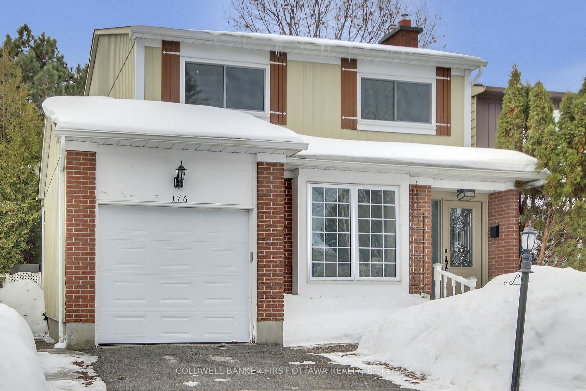 176 Larkin Dr  Barrhaven ON K2J 1H9 photo