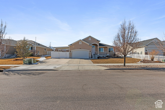 Property Photo: 13428 S Sunset Shadow Ln W UT 84096