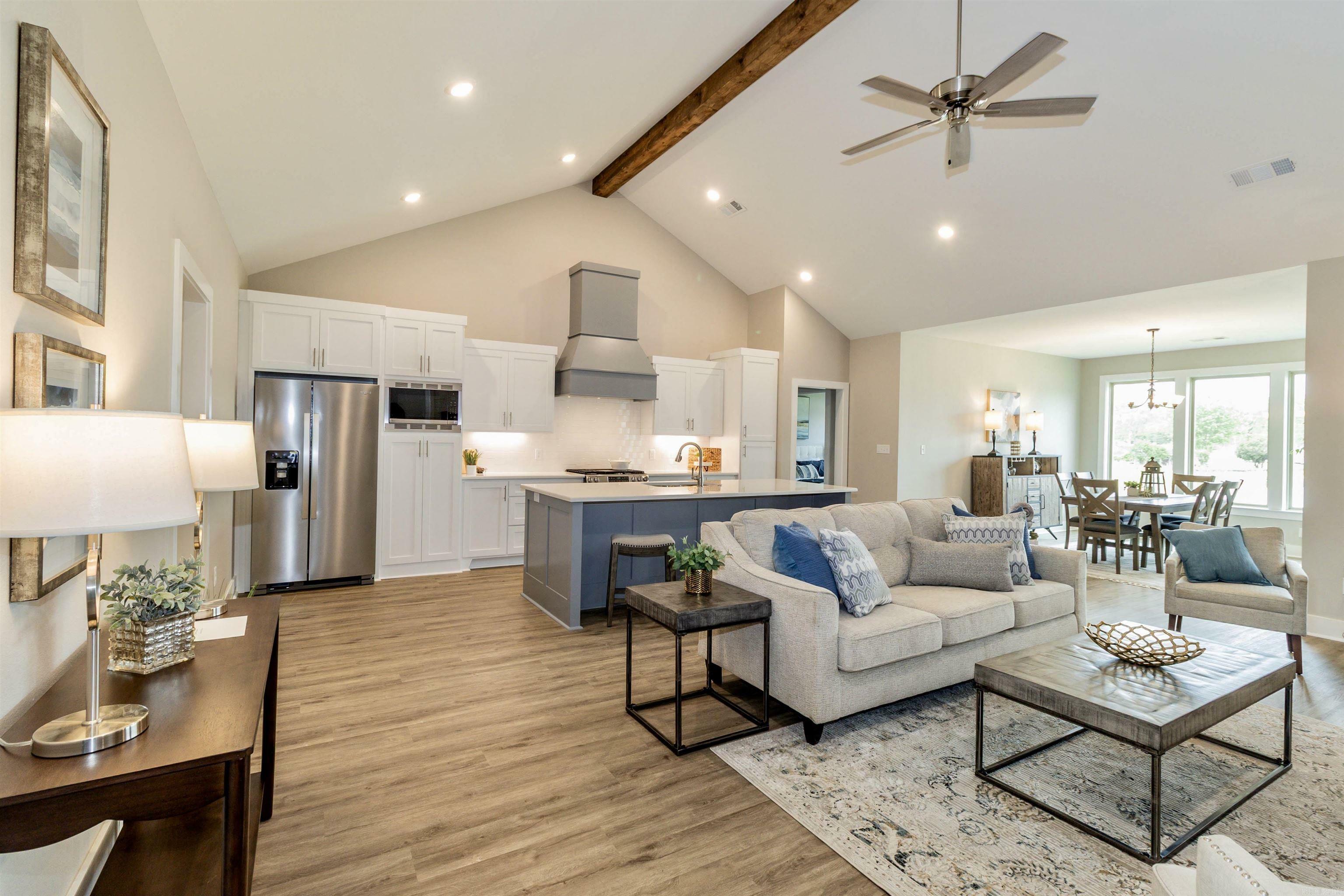 Property Photo: 5016 Skilling Cove AR 72019