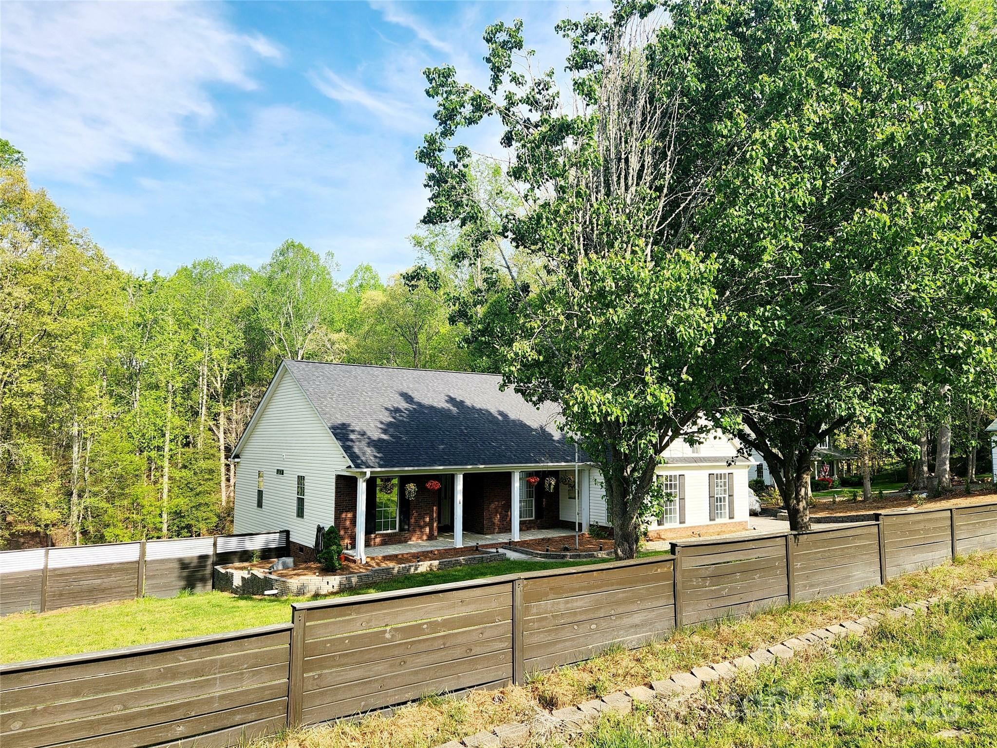 Property Photo: 888 Brevard Place Road NC 28080
