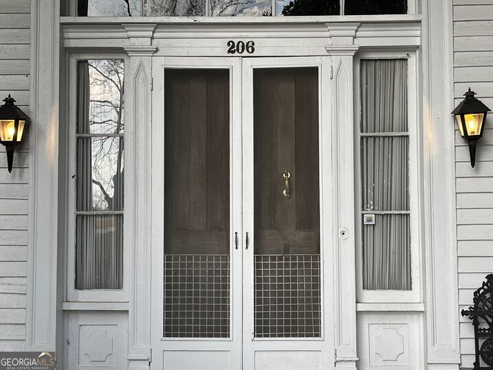 Property Photo:  206 Broad Street  GA 30240 