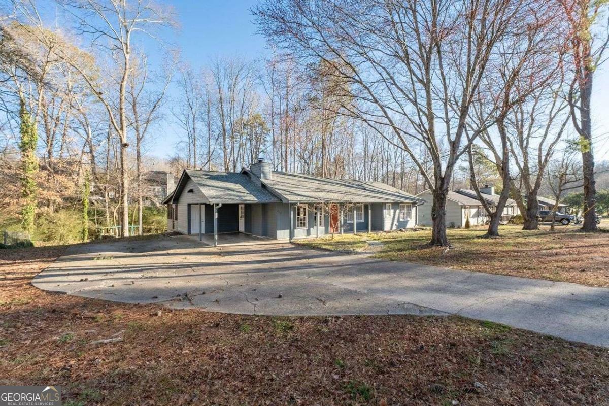 Property Photo:  217 Woodglen Drive  GA 30188 