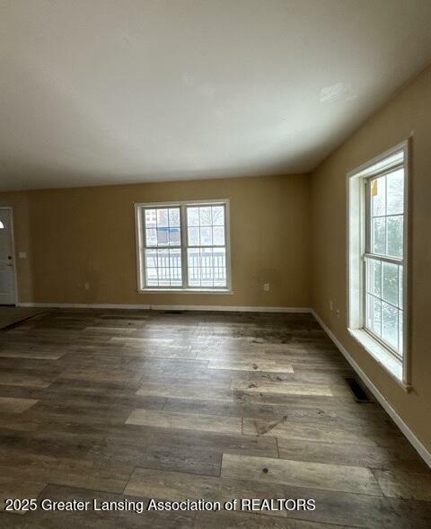 Property Photo:  1022 Homewild Avenue  MI 49201 