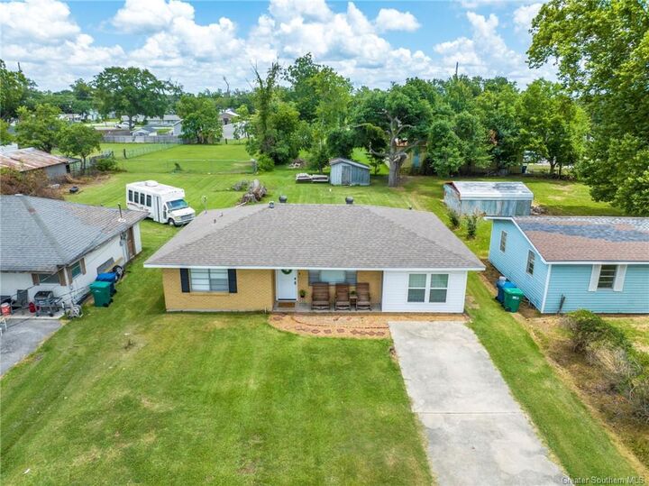 718 E Lyons Street  Sulphur LA 70663 photo