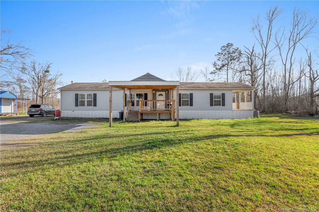 Property Photo: 435 A Mouhot Road LA 70657