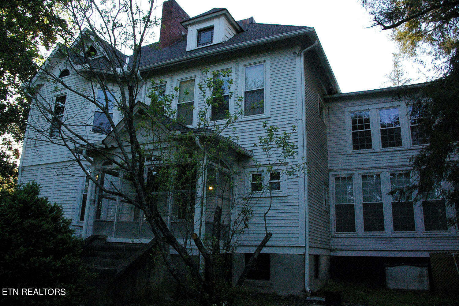 Property Photo:  420 W Rockwood St  TN 37854 