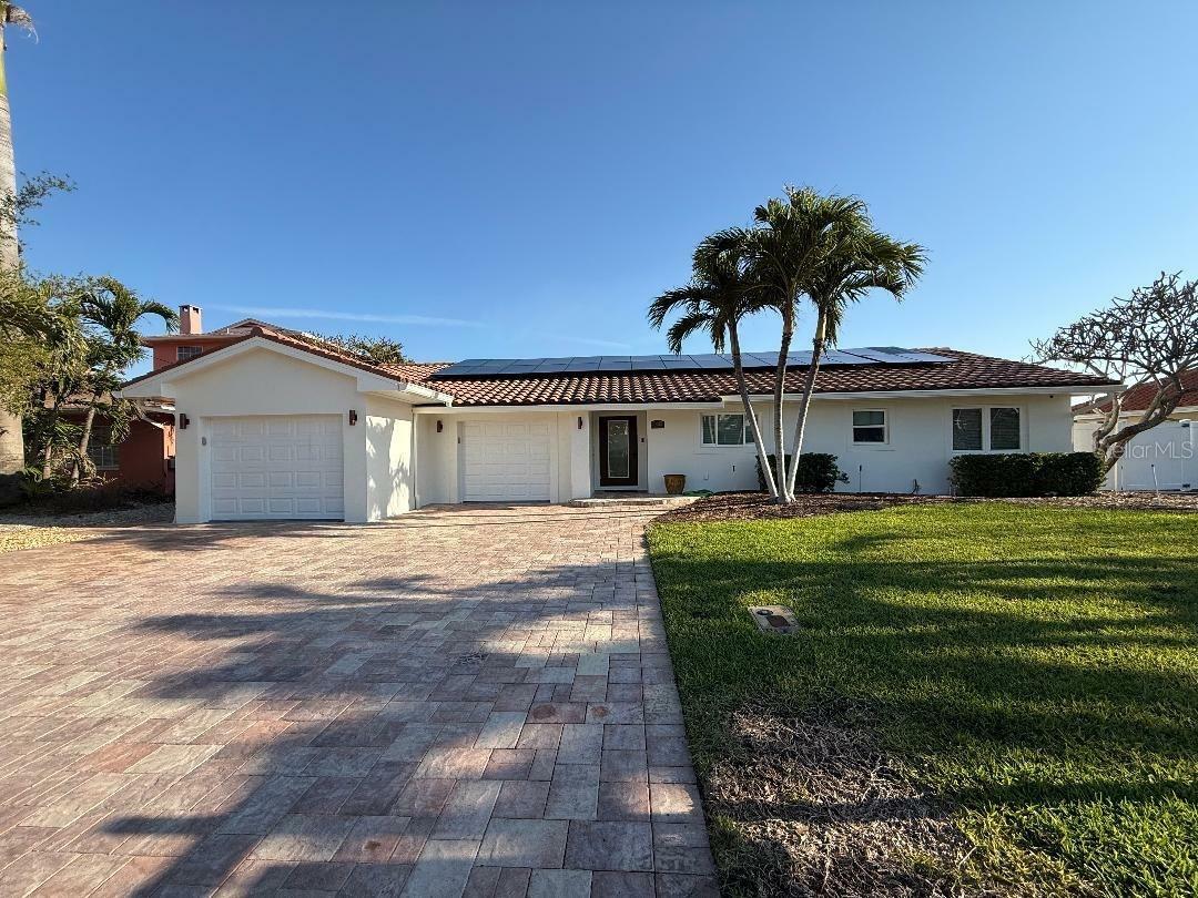 Property Photo:  5405 Aloha Drive  FL 33706 