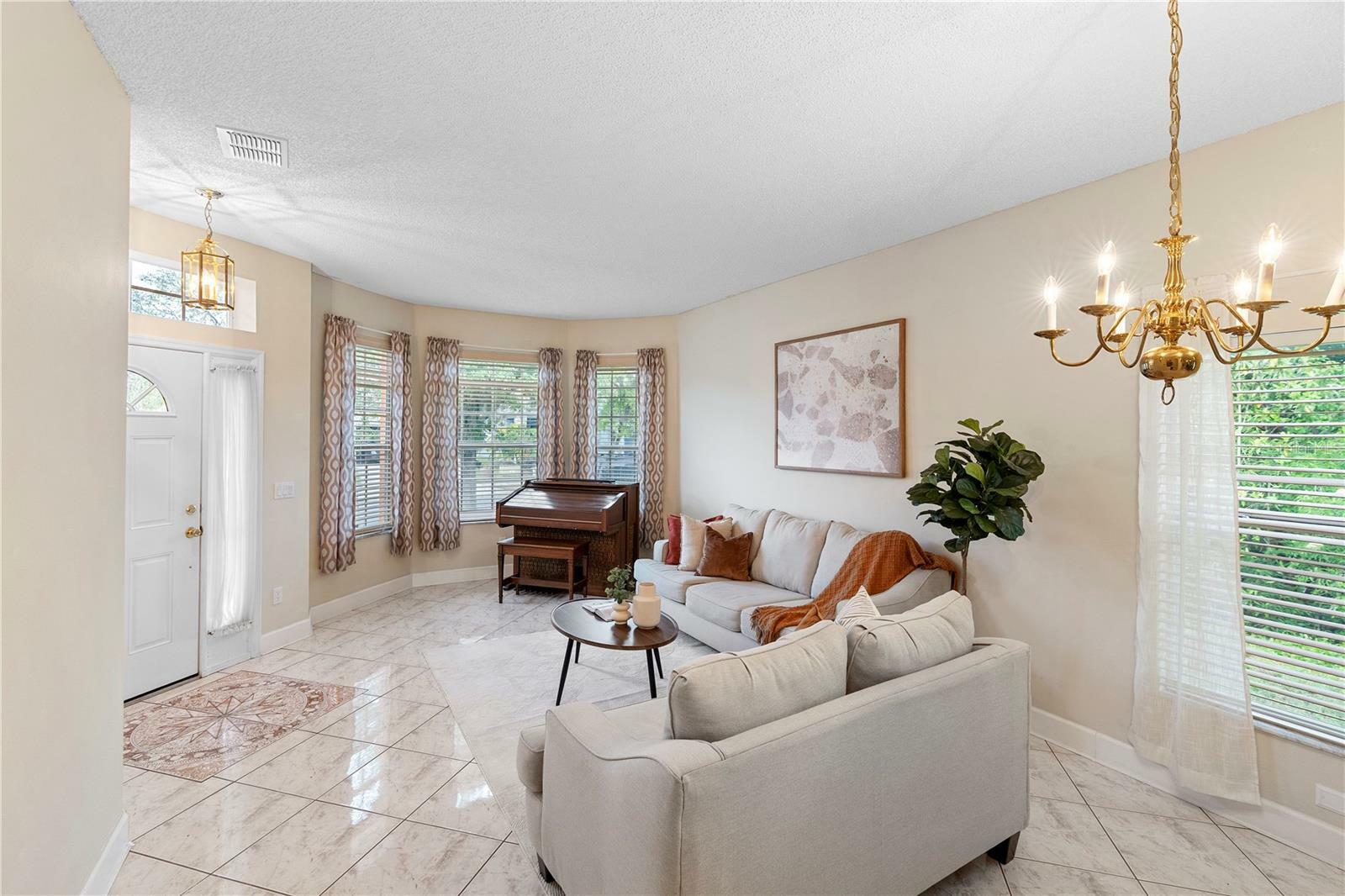 Property Photo: 5509 Florence Harbor Drive FL 32829