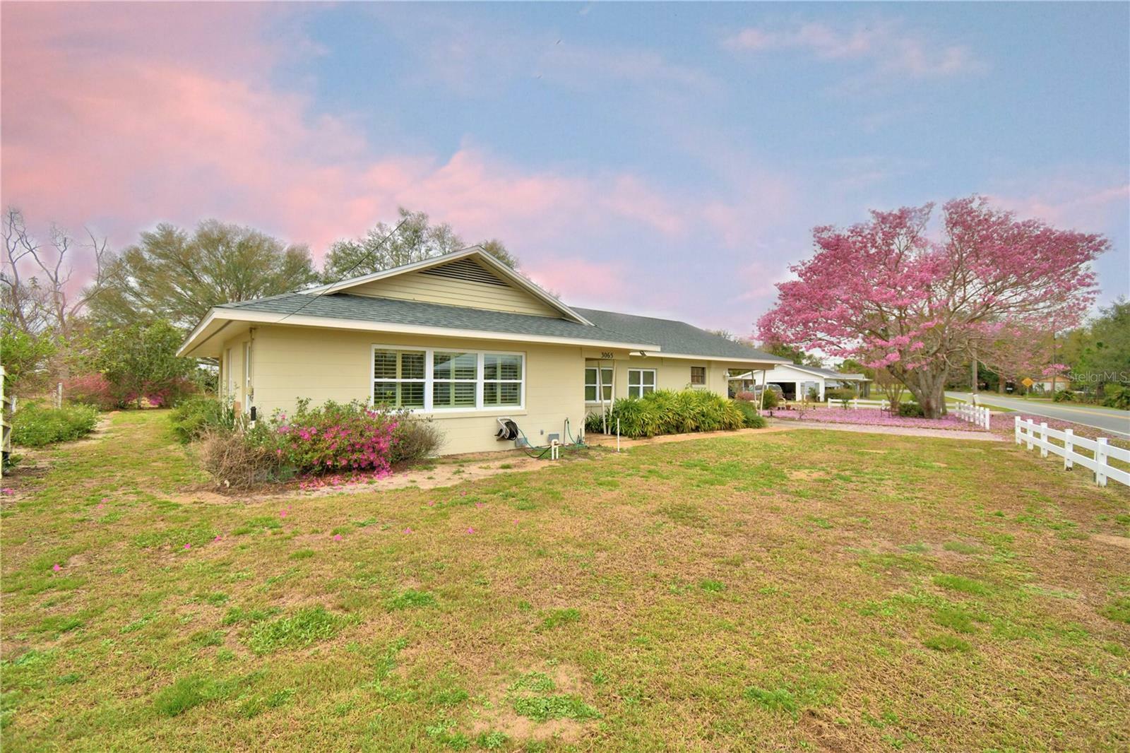 Property Photo:  3065 E Central Avenue  FL 33830 