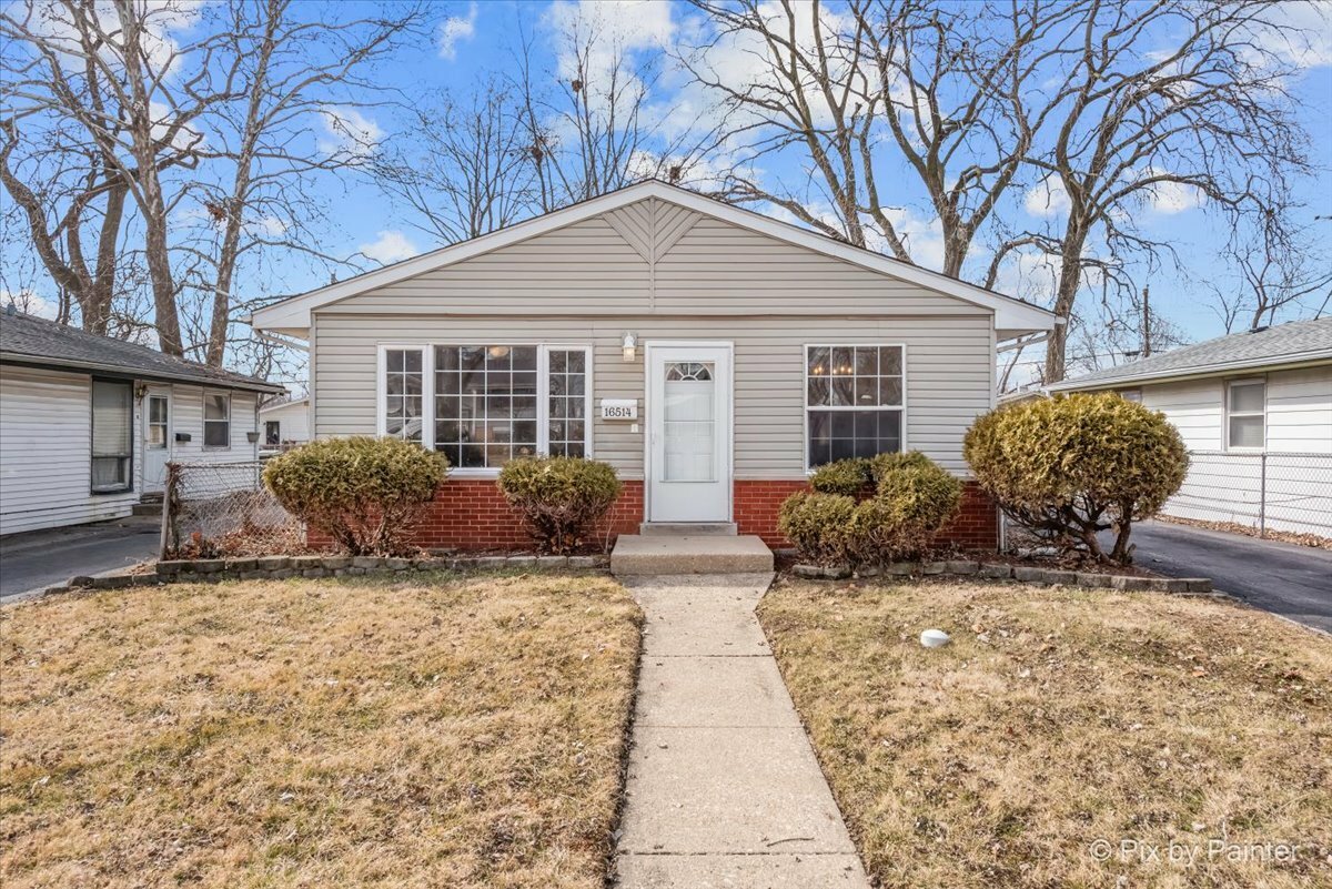 Property Photo: 16514 Paulina Street IL 60428