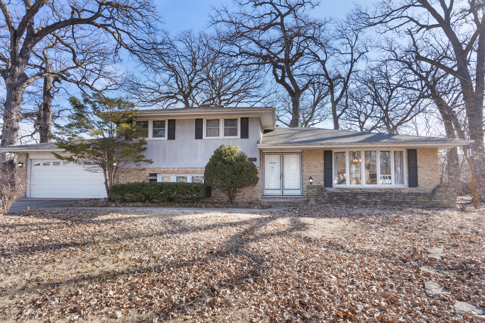 Property Photo: 21529 S Nadia Drive IL 60404