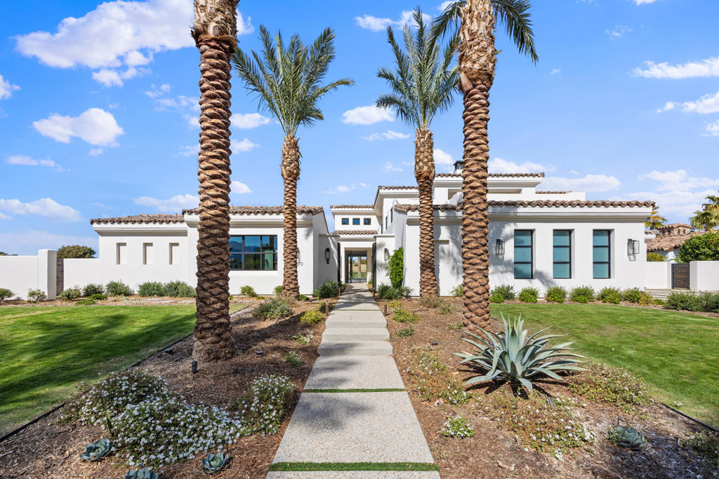 Property Photo: 80800 Via Portofino CA 92253