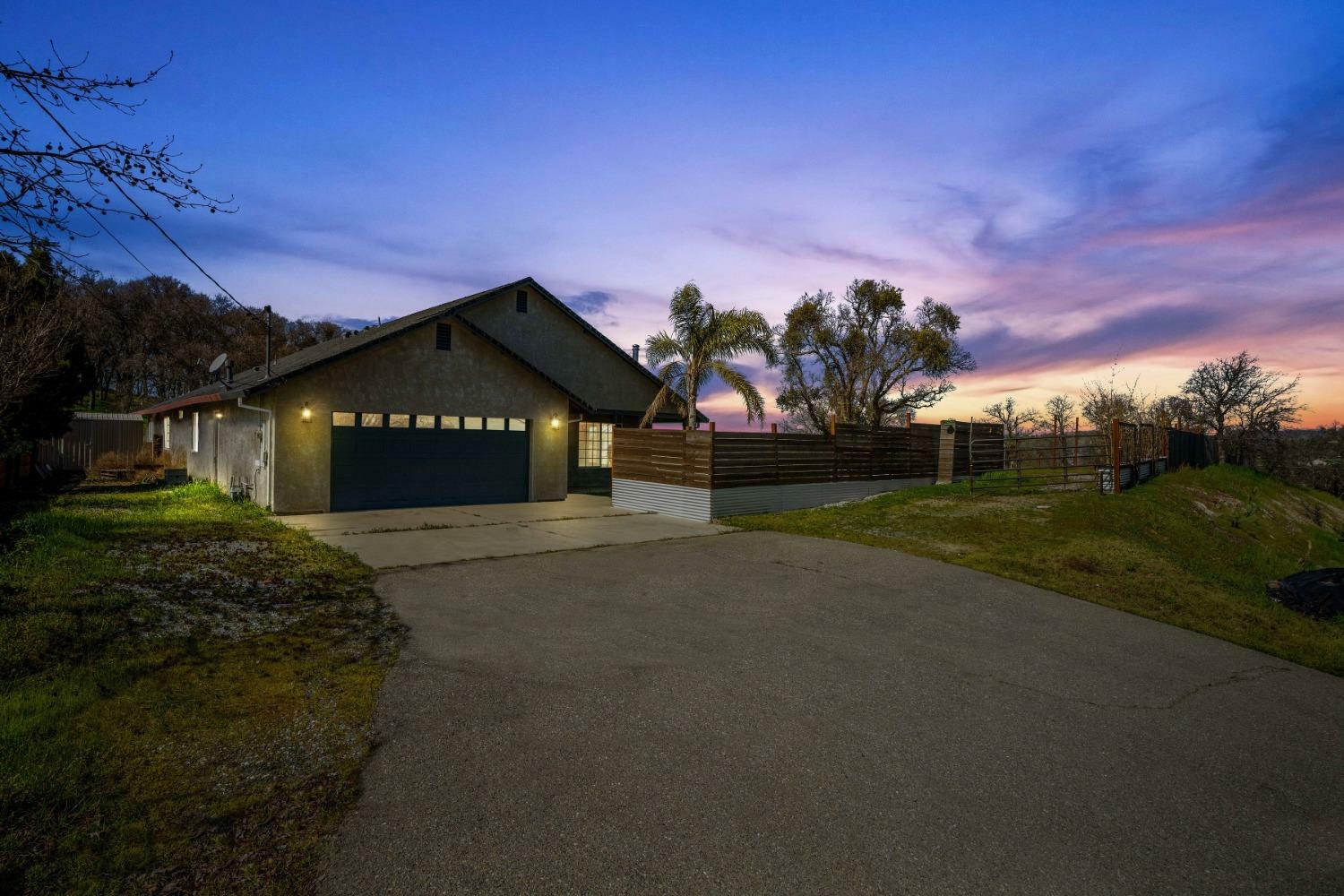 Property Photo:  2820 Hartvickson Lane  CA 95252 