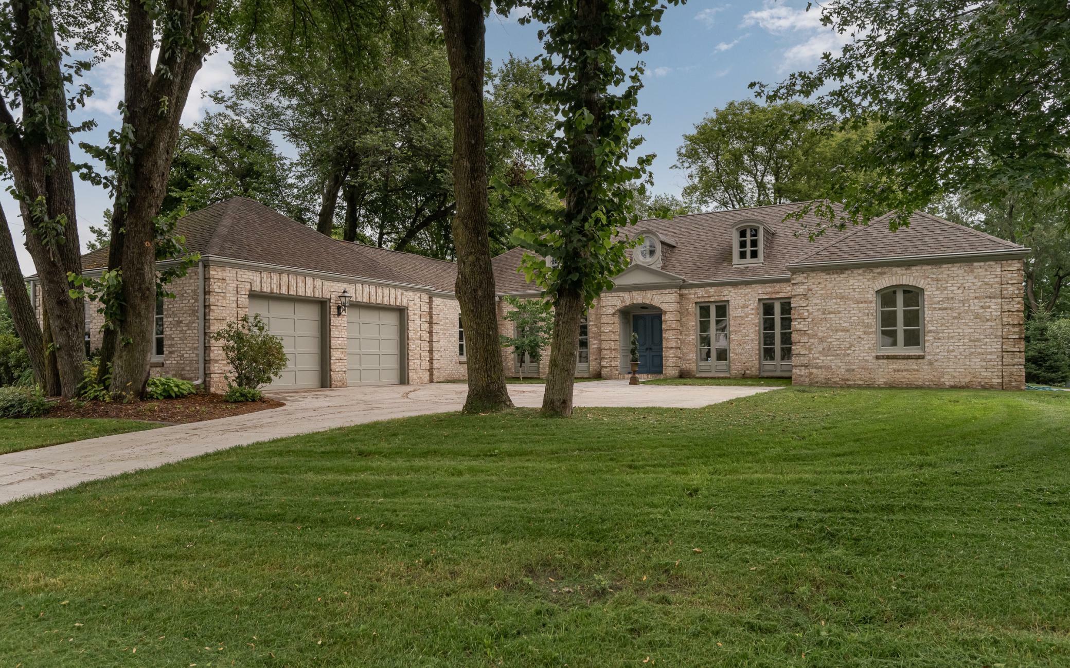 Property Photo: 910 Folwell Drive SW MN 55902