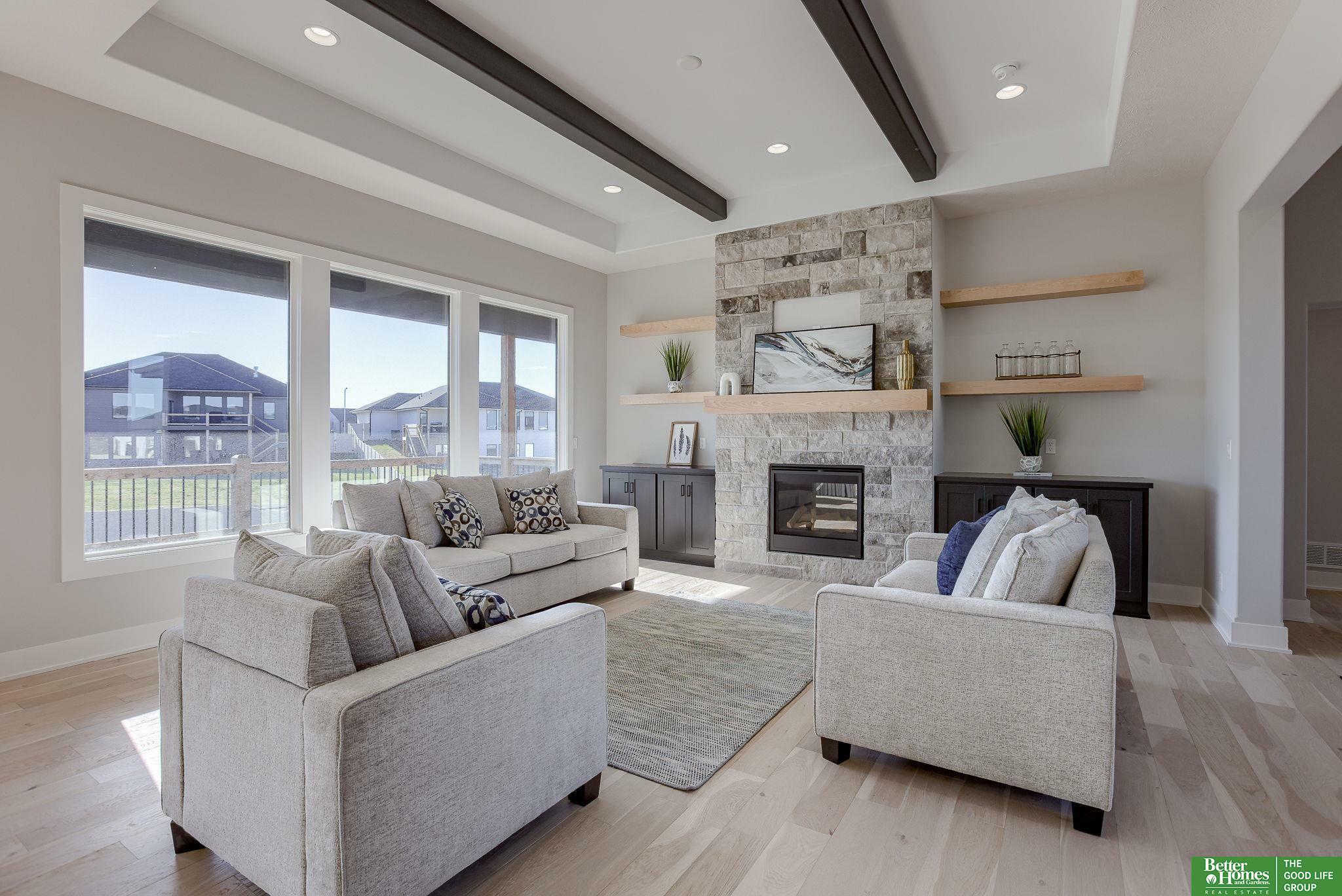 Property Photo: 5425 N 212 Street NE 68022