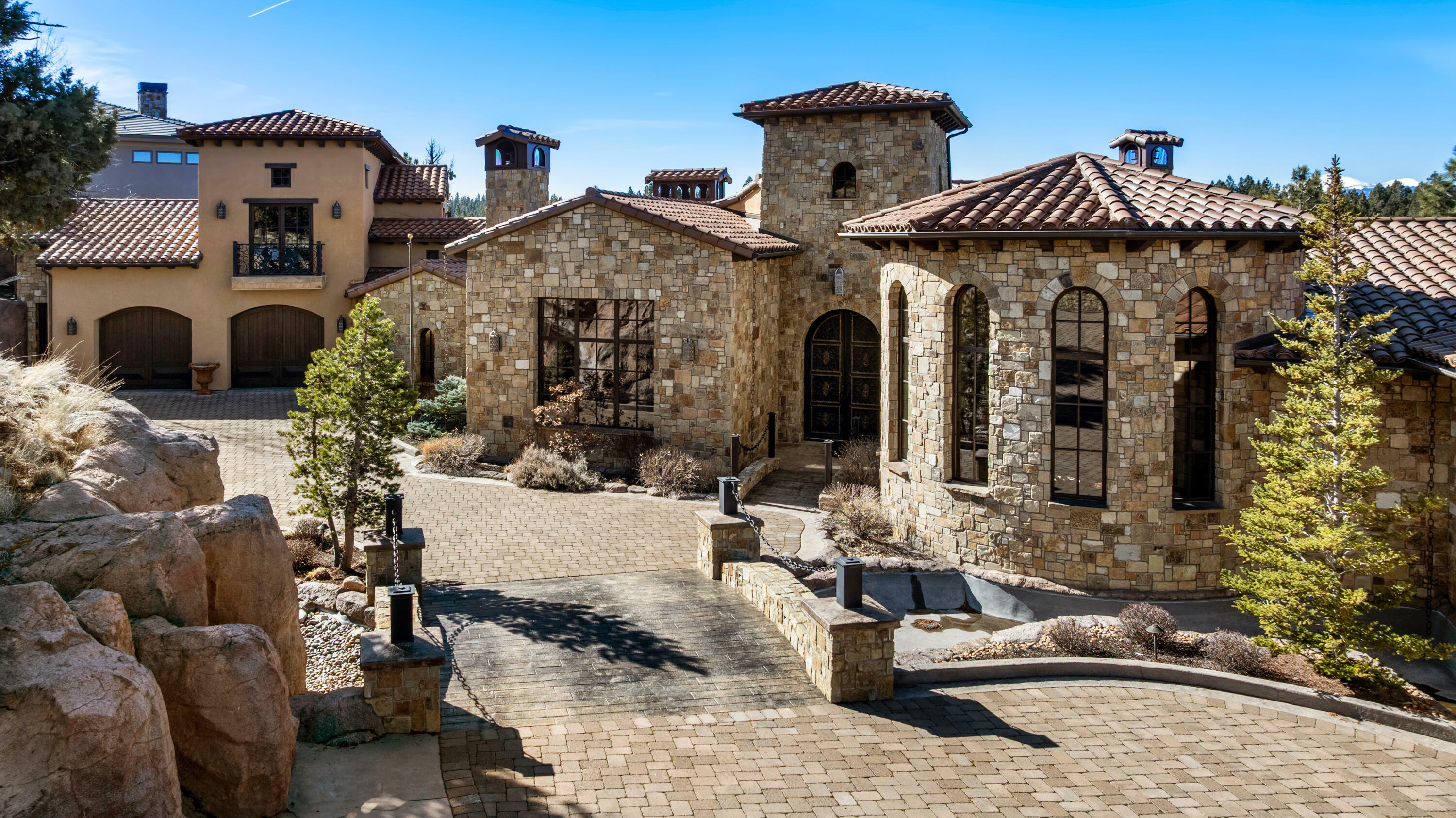 Property Photo: 1746 NW Wild Rye Circle OR 97703