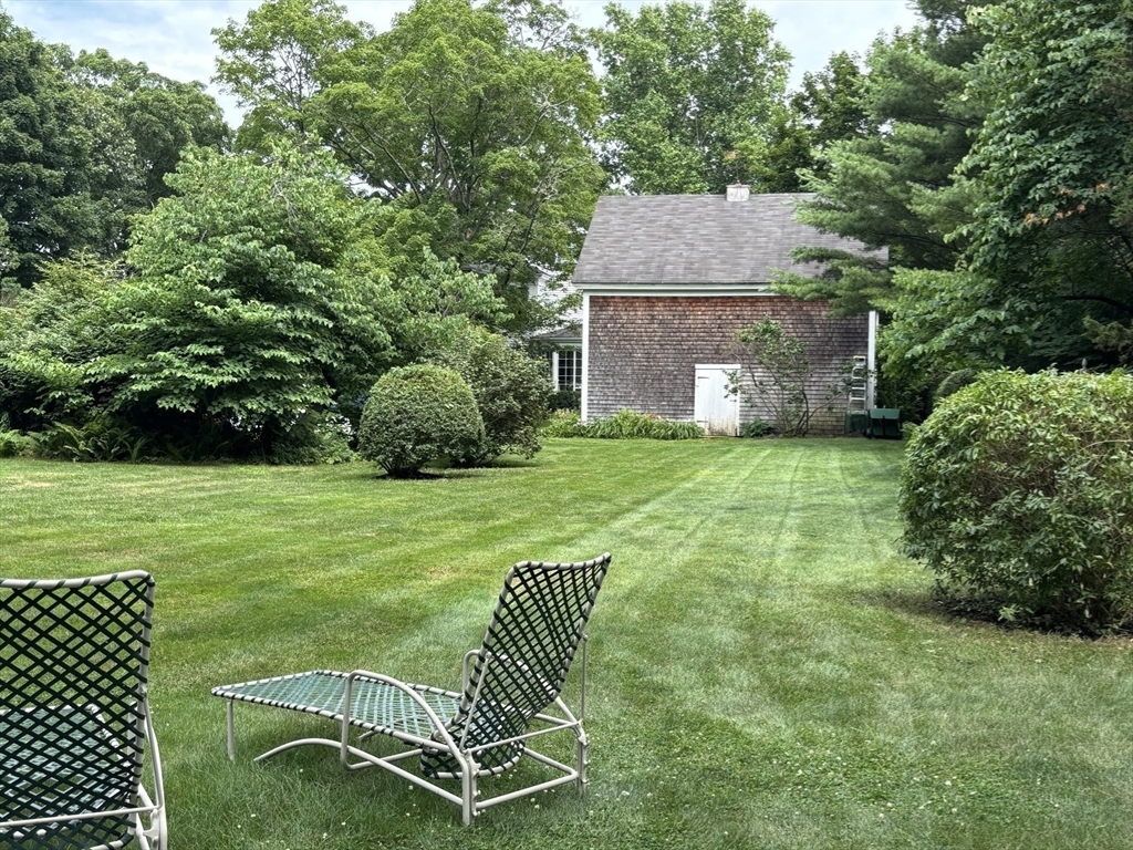 Property Photo: 727 Main St MA 02043
