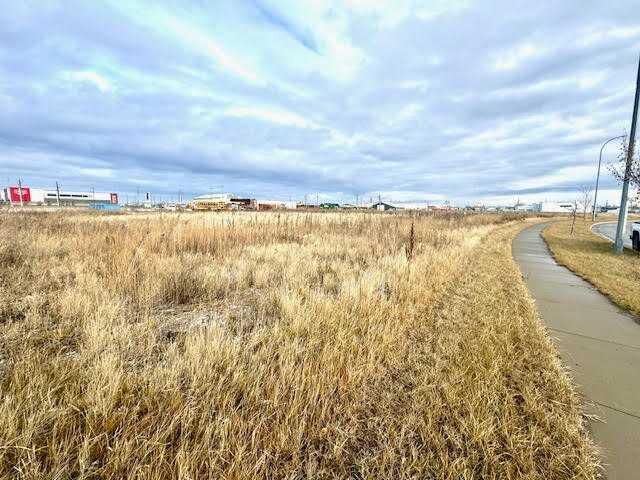 Property Photo: 10106 130 Avenue AB T8V 1E9