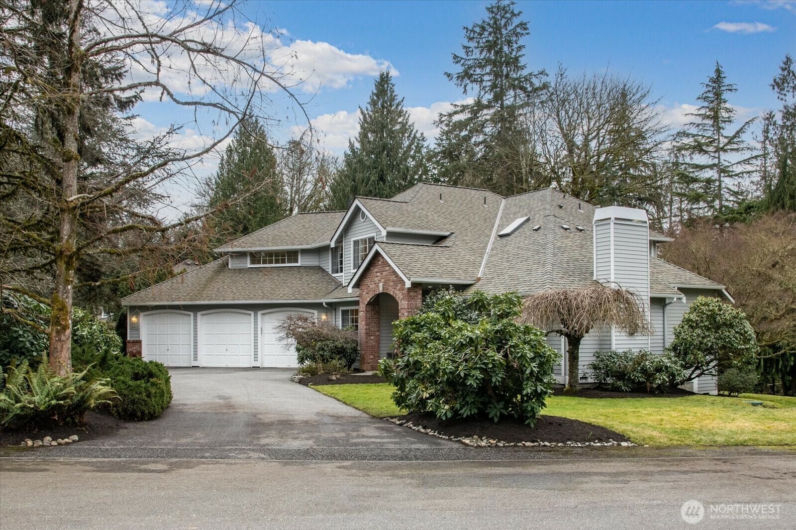 Property Photo: 18815 213th Avenue NE WA 98077