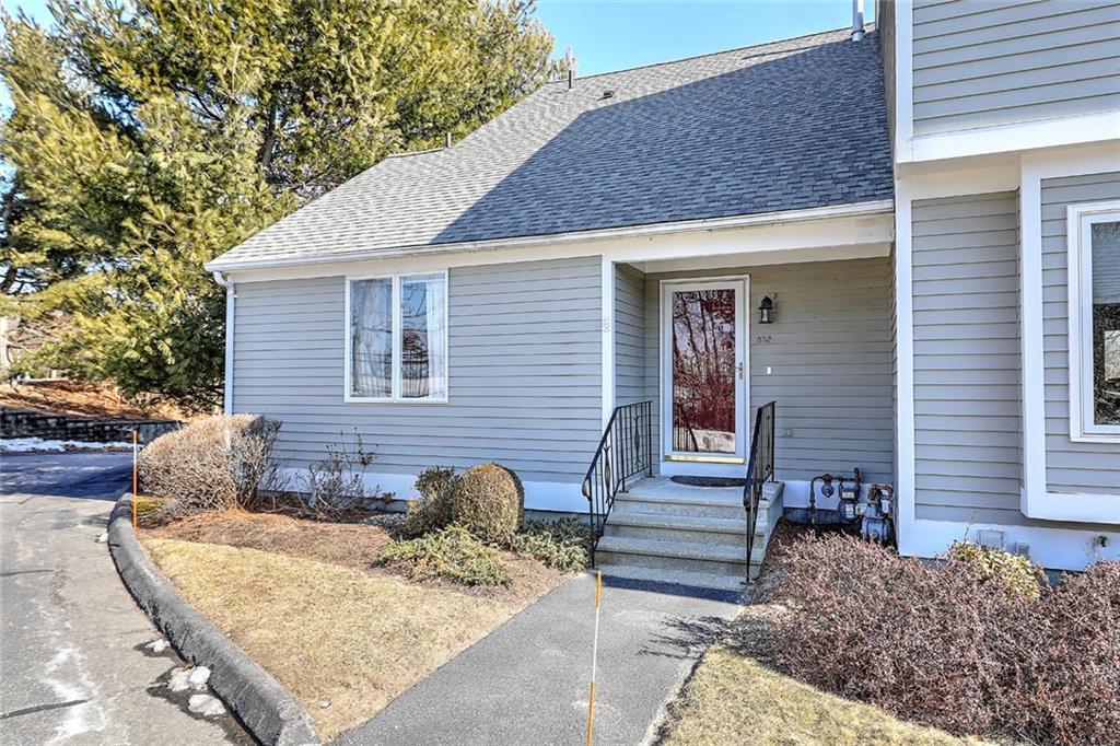 Property Photo: 832 Bullocks Point Avenue 832 RI 02915