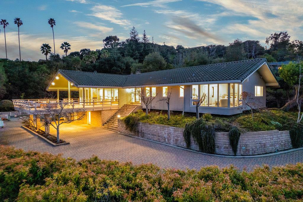 Property Photo: 20932 Sarahills Drive CA 95070