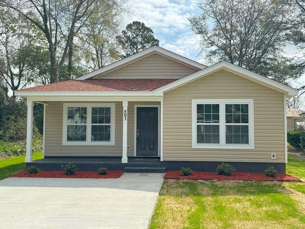 Property Photo: 803 Fletcher St. GA 31792