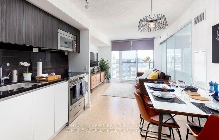 85 Queens Wharf Rd 2009  Toronto ON M5V 0J9 photo