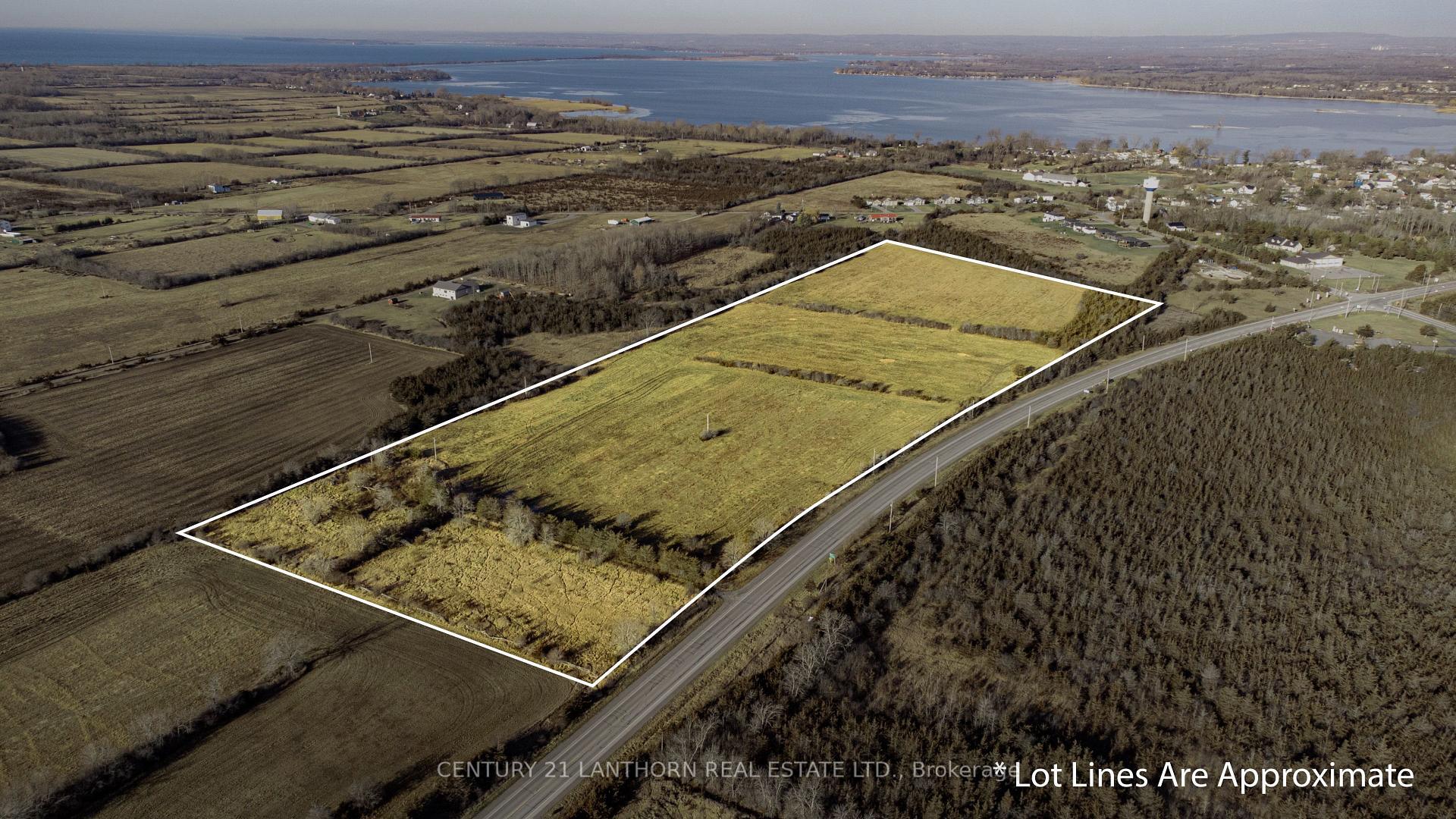 Photo de la propriété:  19931 Loyalist Parkway  ON K0K 1T0 