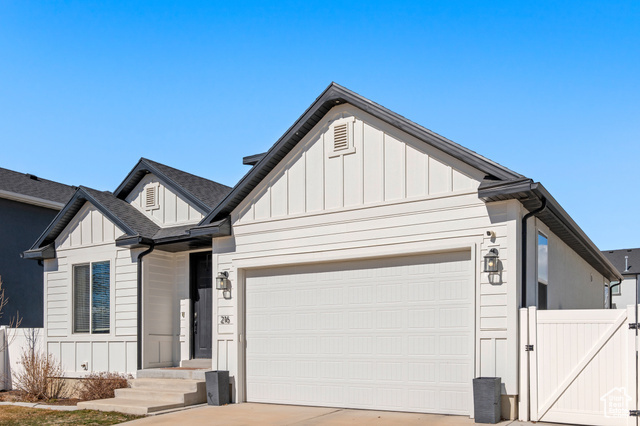 Property Photo: 216 W 400 S UT 84003