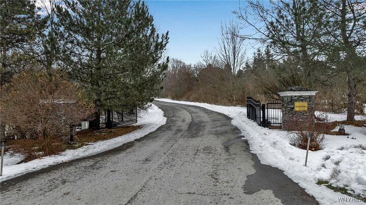 5115 Kraus Lane  Clarence NY 14031 photo